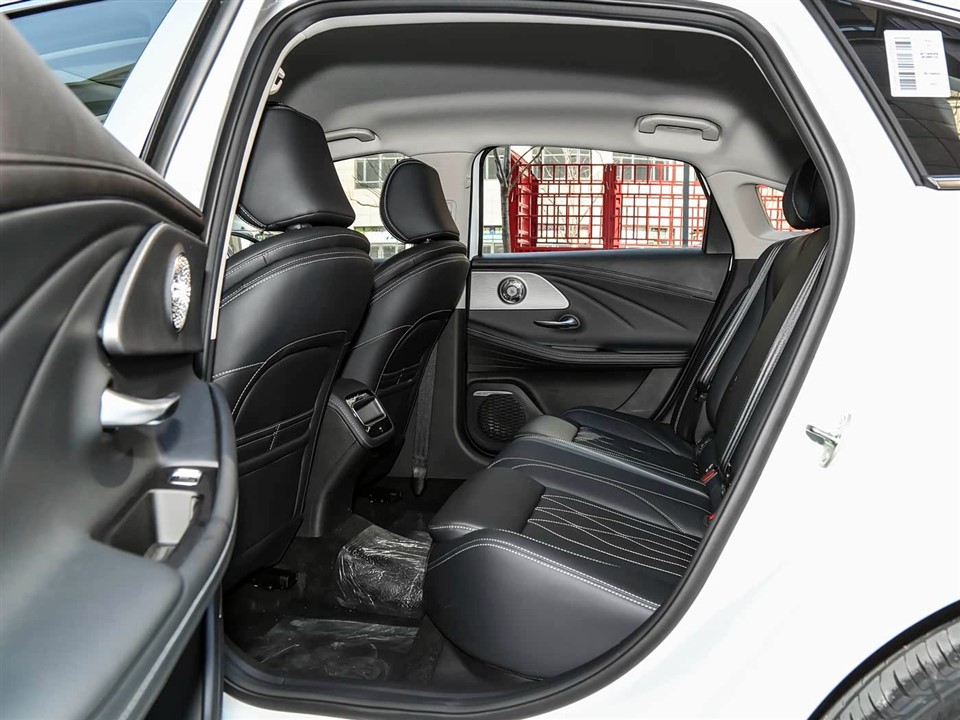 Chery Erez 82025 1.6T DCT Premier Edition price