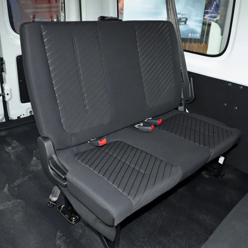 The 2025 Changan Kairen V919 Honor Edition Guoxuan 41kwh Short-axle Low-roof Elite 6-seater best