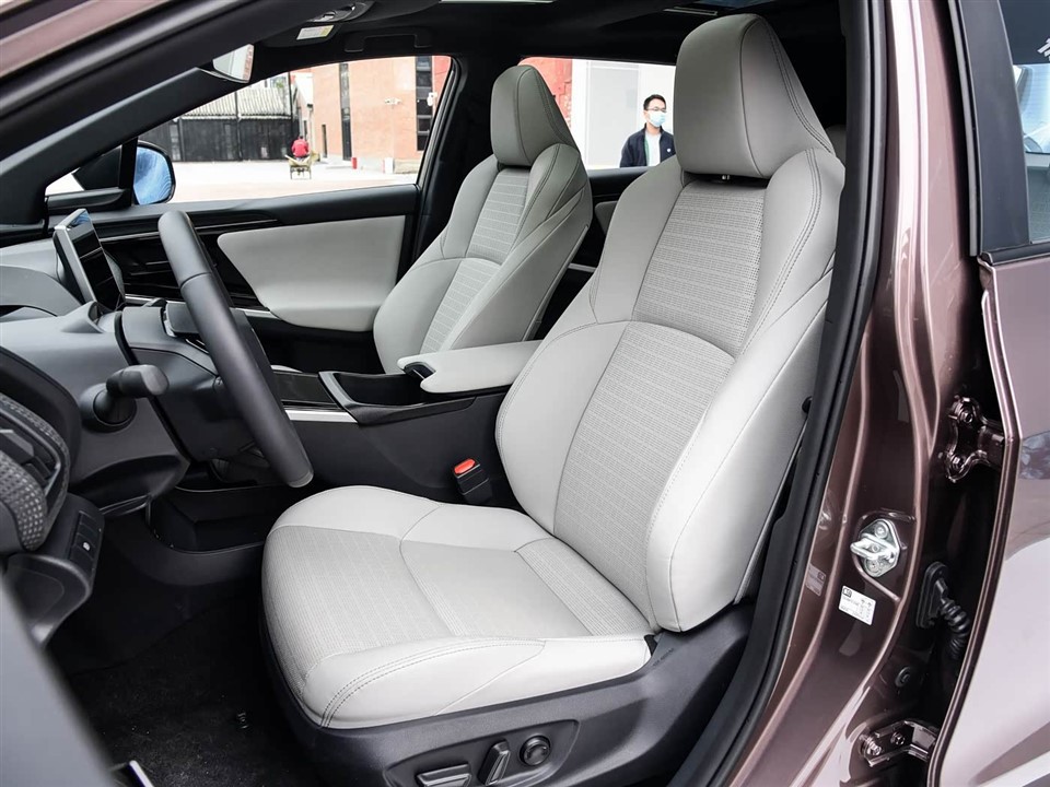 Toyota Toyota BZ4X Two-wheel Drive Elite JOY Version price