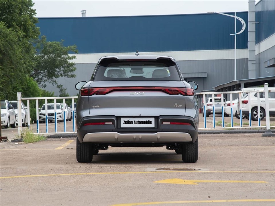 Yuan UP 2025 301km Pilot Model factory